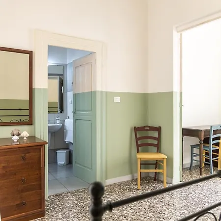 Palazzo Dante Bed & Breakfast Alliste