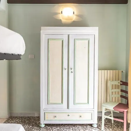 Palazzo Dante Bed & Breakfast *